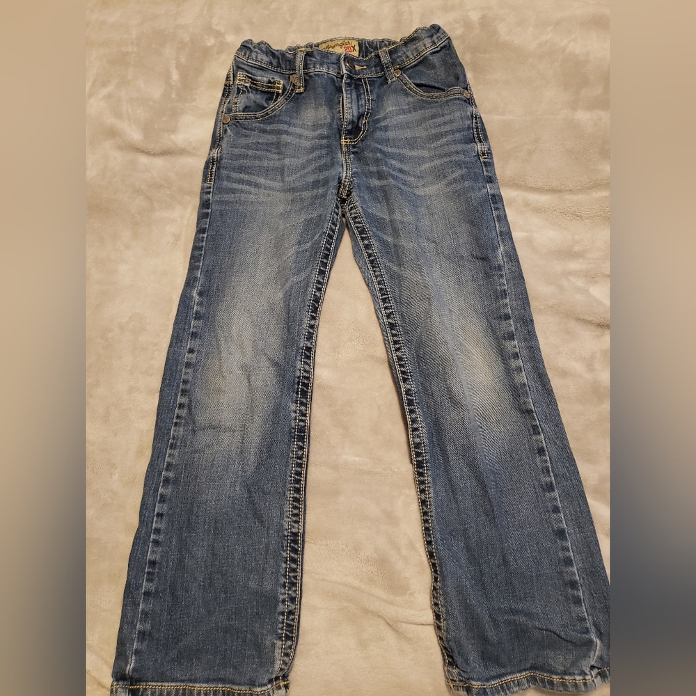 Boy's Wrangler 20X size 10 jeans